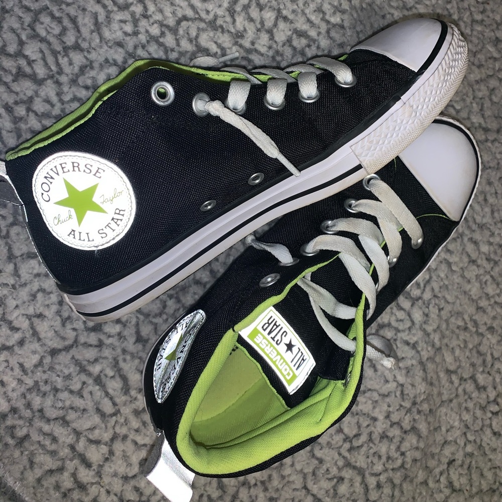 Cute Chuck Taylors!!